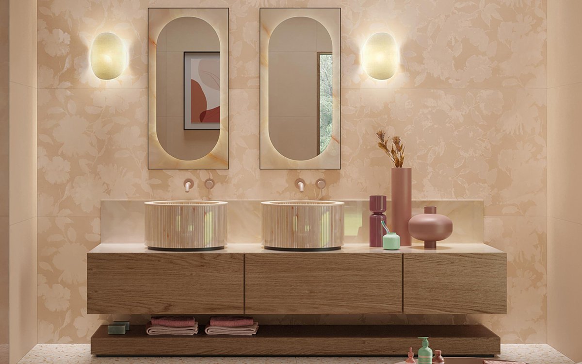 Designer mirrors and modern washbasins are the best choices for a modern bathroom