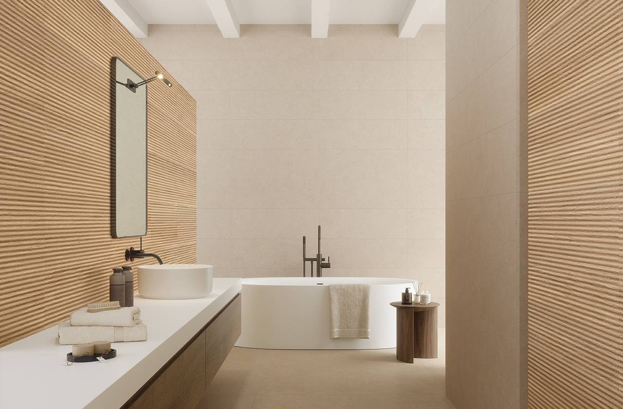 Image d'ambiance Salle de bain, réalisée avec des carreaux de la collection : OLTRE LA PIETRA – Beige, Marron