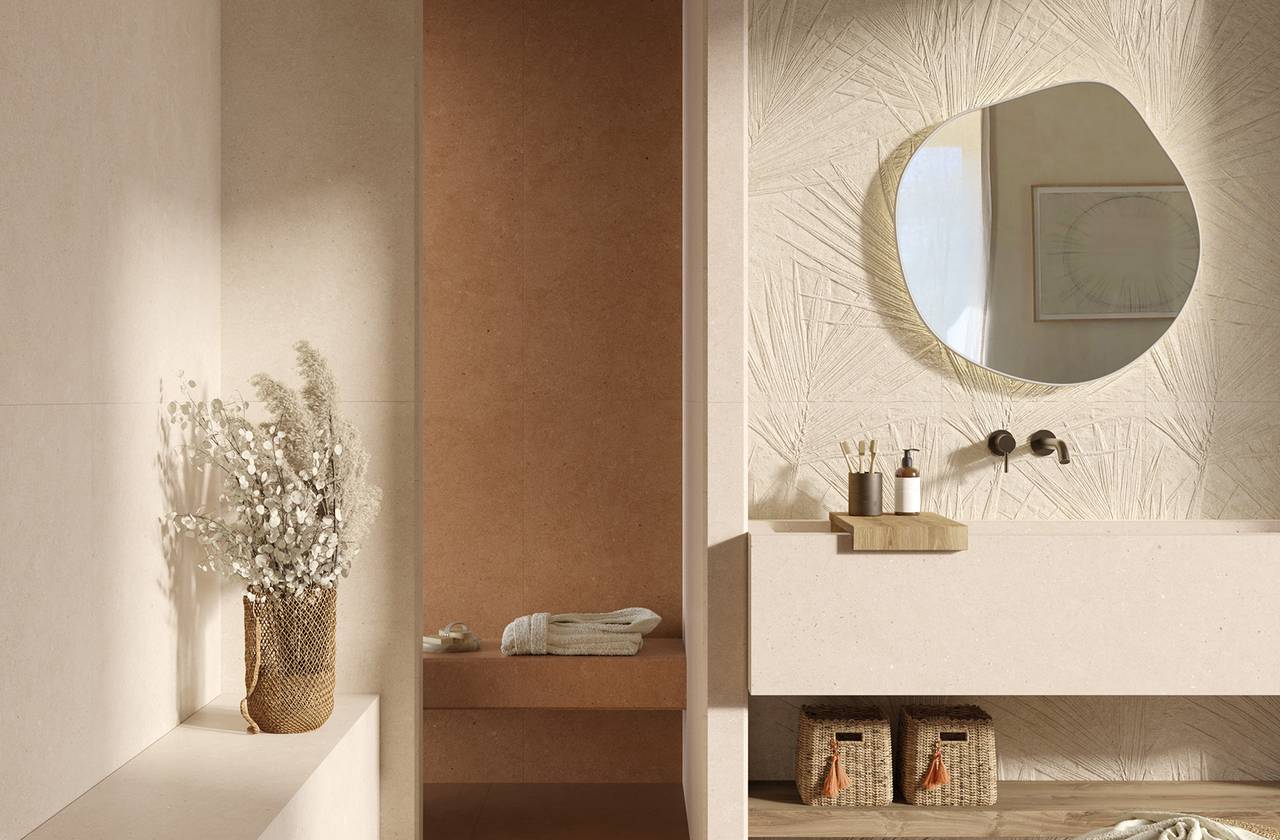 Image d'ambiance Salle de bain, réalisée avec des carreaux de la collection : MATERIA PURA porcelain tiles – Beige, AUTRES