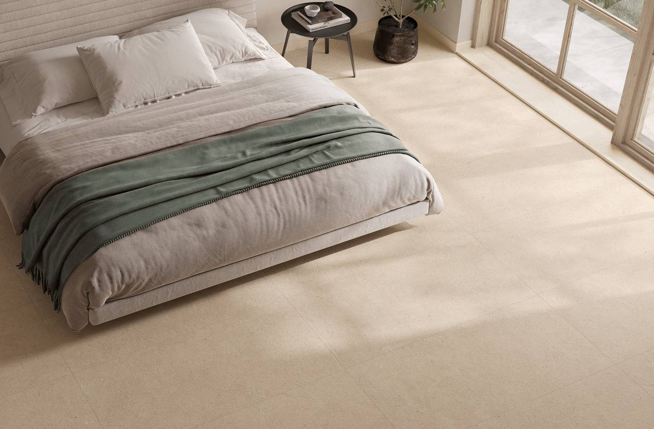 Интерьер Каза, оформленный плиткой из коллекции: ПЛИТКА MATERIA PURA PORCELAIN – Бежевый