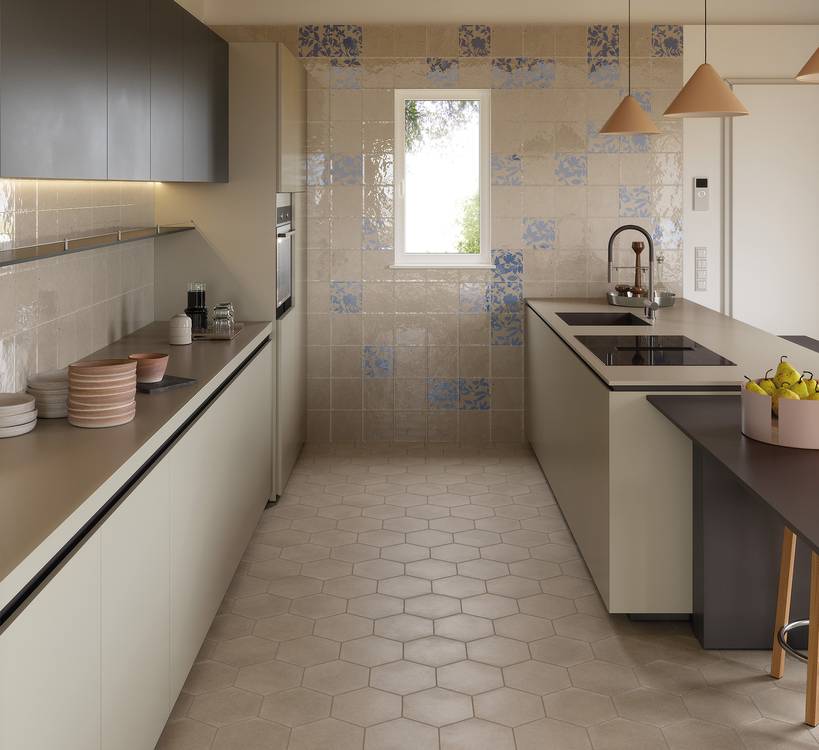 Image d'ambiance Cuisine, réalisée avec des carreaux de la collection : MATERIA PURA porcelain tiles – Gris