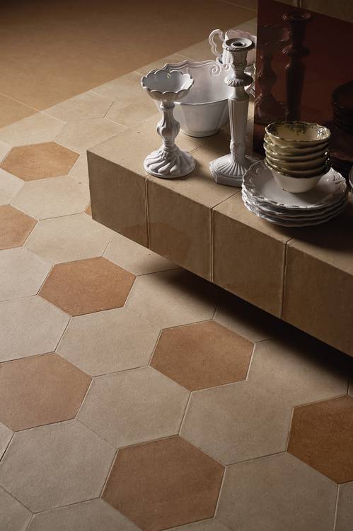 Raumabbildung , gestaltet mit Fliesen aus der Kollektion: MATERIA PURA porcelain tiles – BEIGE, ANDERE