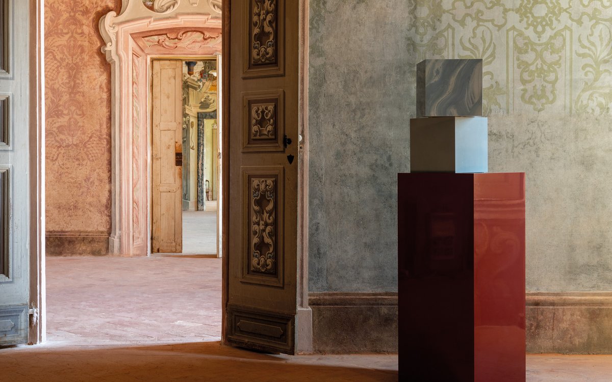 White-body wall tiles and trendy colours: meet Materia Brillante