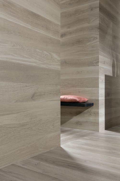 Интерьер , оформленный плиткой из коллекции: FAPNEST – СЕРЫЙ