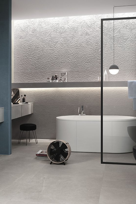 Image d'ambiance Salle de bain, réalisée avec des carreaux de la collection : BLOOM – Bleu, Gris BLOOM