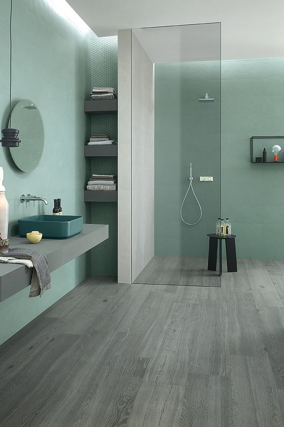 Image d'ambiance Salle de bain, réalisée avec des carreaux de la collection : COLOR LINE – Gris, Vert COLOR LINE