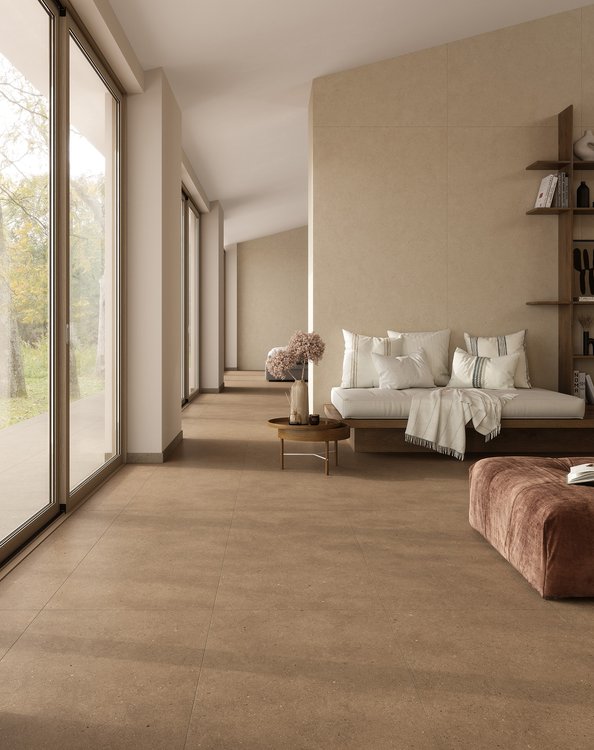 Raumabbildung Hous, gestaltet mit Fliesen aus der Kollektion: MATERIA PURA porcelain tiles – BEIGE