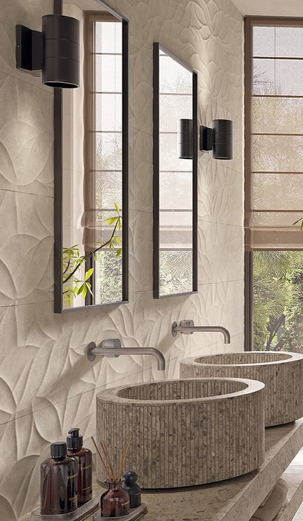 Immagine ambiente , realizzato con piastrelle della collezione: OLTRE LA PIETRA - Bianco